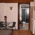 公寓 Unglaubliche Aussicht By Interhome